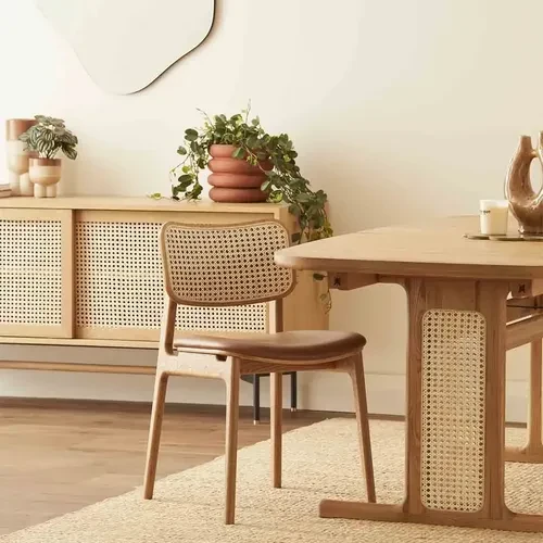 Kit 2 Cadeiras Canann com Encosto Rattan e Assento Couro