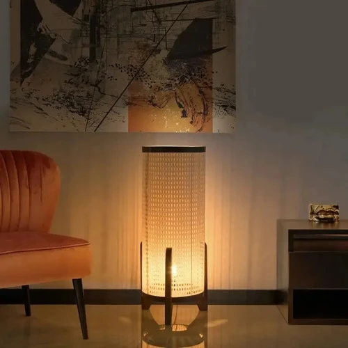Foto detalhada do Abajur de Chão Ravena Rattan Vintage - Avaliação e Review do Faro Guia (imagem 2)