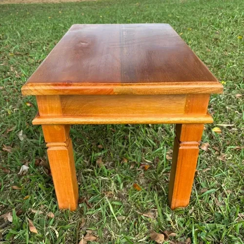 Foto detalhada do Mesa de Centro Rústica de Demolição - Avaliação e Review do Faro Guia (imagem 4)