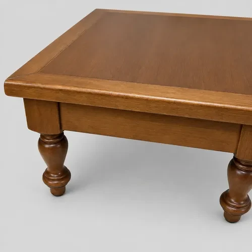 Foto detalhada do Mesa de Centro Clássica Castanho Brilhante - Avaliação e Review do Faro Guia (imagem 3)